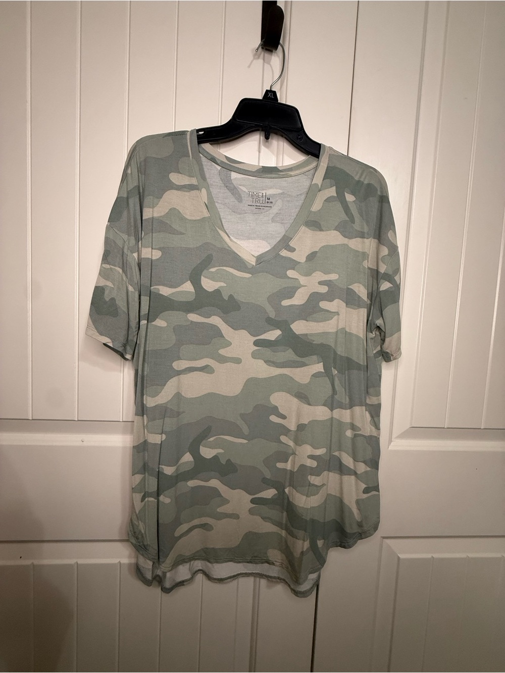 Time and Tru Sage and Cream Camo V-Neck Short Sleeve Tee